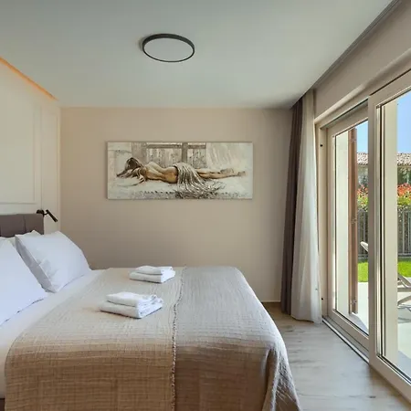 Modern Blagdan With Pool In Porec Villa *