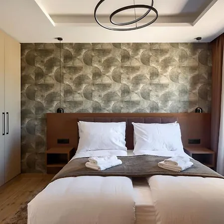 Villa Modern Blagdan With Pool In Porec