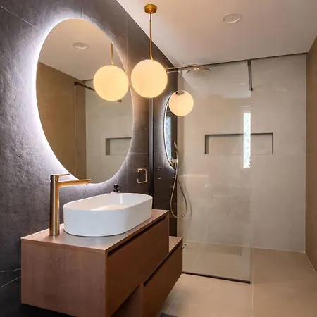Modern Blagdan With Pool In Porec Villa *