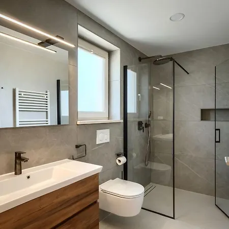 Вилла Modern Blagdan With Pool In Porec *