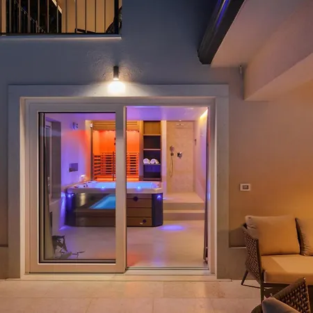 Vila Modern Blagdan With Pool In Porec