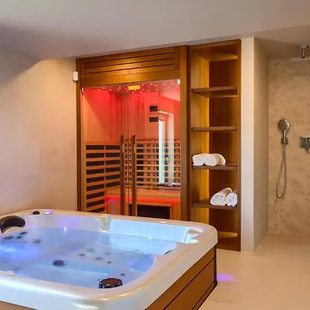 Modern Blagdan With Pool In Porec Villa *